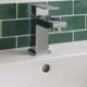 Edge Robinet mitigeur moderne chrome pour salle de bain Robinet a levier unique avec design carre, construction en laiton durable,