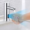 Robinet automatique sans contact pour salle de bain, robinet d'evier de salle de bain alimente par piles en laiton active par le mou