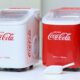 71bY1Myt7wL._SL1500_.jpg Machine à glaçons Salco Coca-Cola rétro rouge, 2 tailles