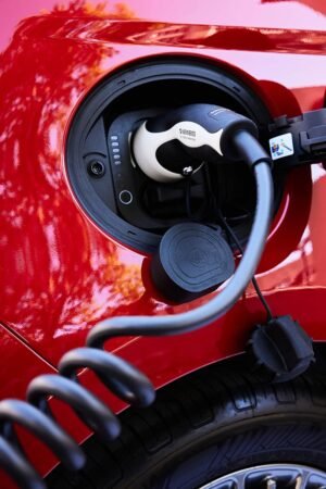 81LyvSke5VL._AC_SL1500_.jpg Mennekes 36292 Electric Car Coiled Charging Cable 4m Short Mode 3 Type 2 20A 3PH Charging Power 11kW