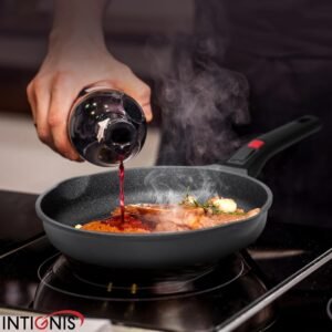 Poêle antiadhésive INTIGNIS résistante aux rayures