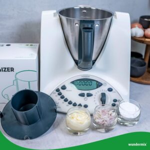 81oisdjsRWL._AC_SL1500_.jpg Wundermix - Miximizer Reducteur de bol pour Thermomix (TM31) Hacher, mixer reduire efficacement les aliments Made in Germany