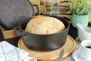 4BIG.fun Faitout en fonte avec couvercle Ø 28 cm - 6 l - Casserole Traditionnelle en Fonte 2 en 1 - Cocotte en Fonte avec Couvercle