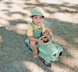 91WKTMM9a4L._AC_SL1500_.jpg BIG Bobby Car Classic Porteur marin 1-5 ans, 50 kg